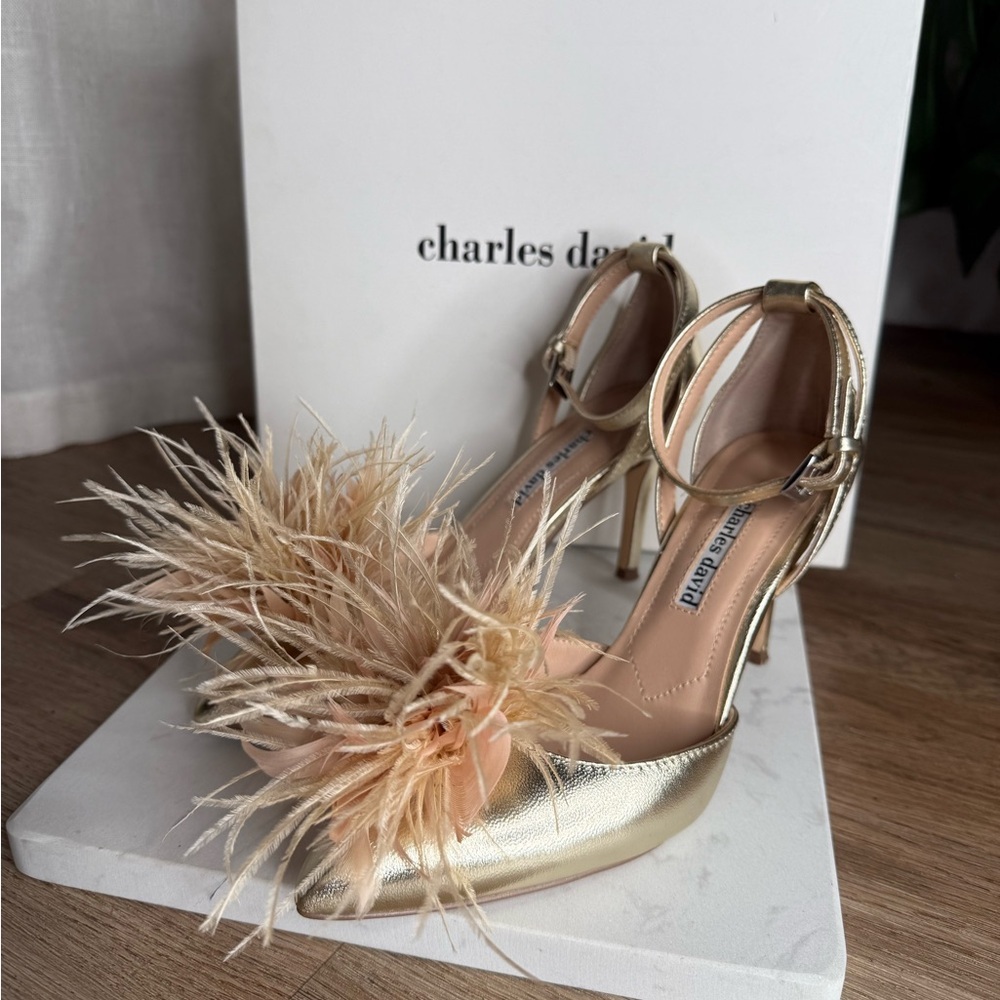 Charles David Violate Feather-Embellished d'Orsay Heels - Size 6.5 - Picture 5 of 9